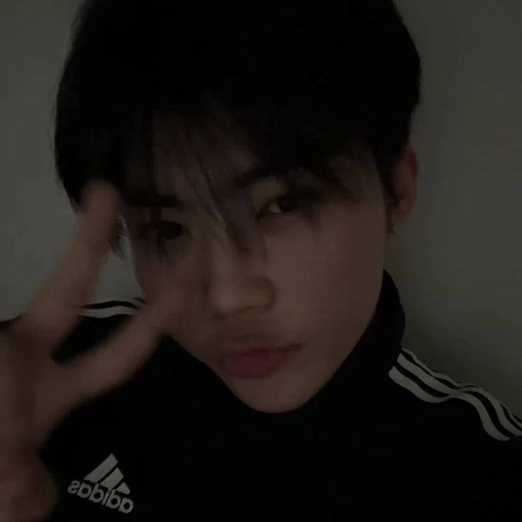 박건욱