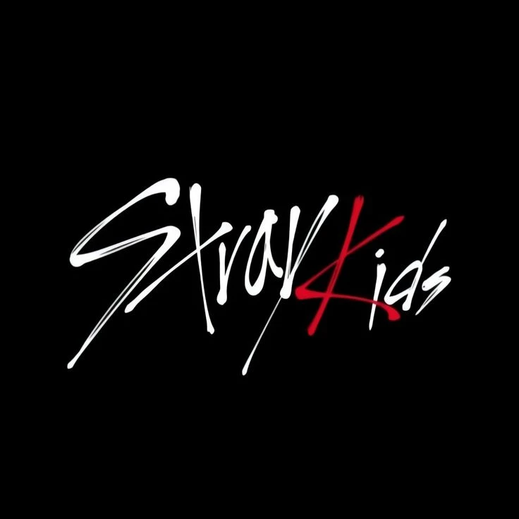 스트레이키즈 F8