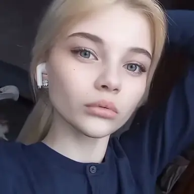 Profile image of Elif