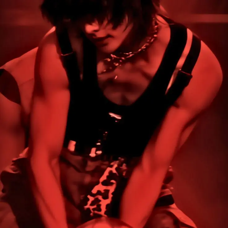 CleanGraph1487의 Frat Hyunjin