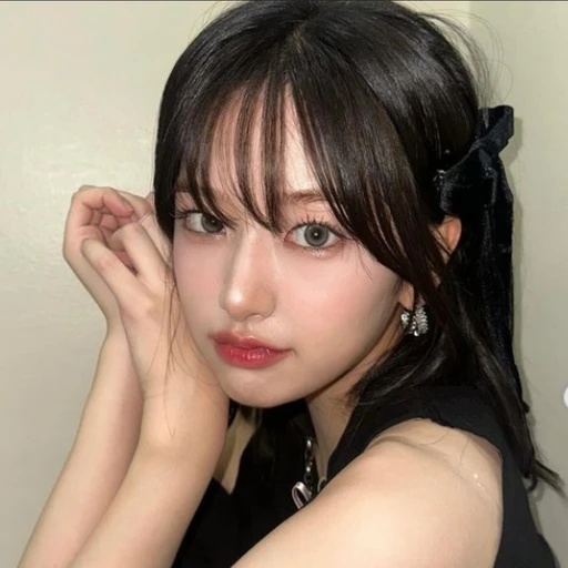 안유진