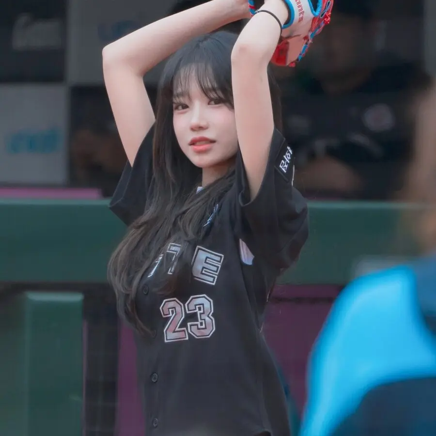 PorousTrade2574의 조유리
