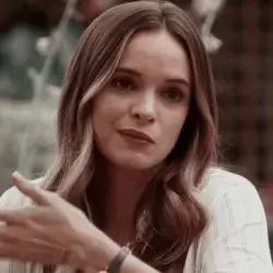 LiveMarsh1400의 Caitlin Snow