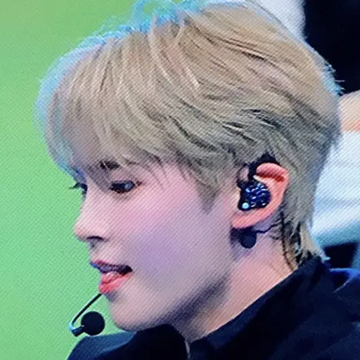 Xzb1의 성한빈