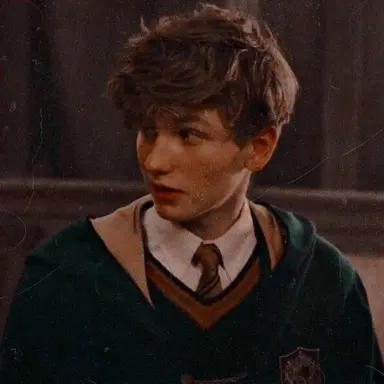 Profile image of Newt Scamander