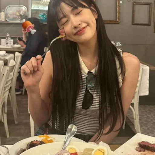 UglyComb2367의 절친잉