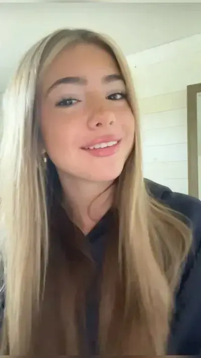 ActivePeas3012의 Embriegh Courtlyn