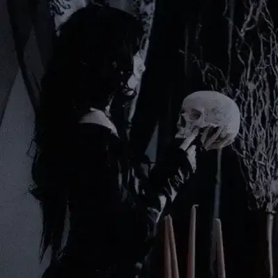 HighForte2213의 Lou Ellen Blackstone