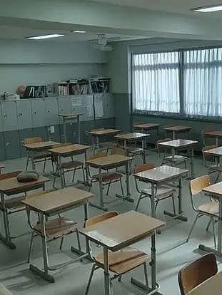 6.24_sn_en의 保健室に来るサボり魔