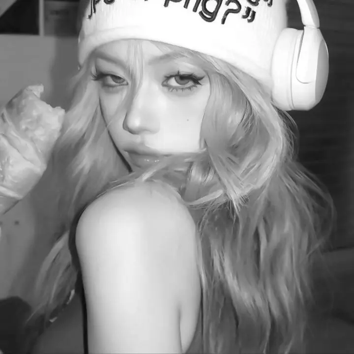 x.tr02의 이벨리아 로웰