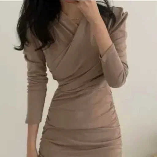 민지