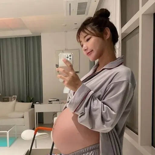 NimbleLake7972의 임산부 친구 지은