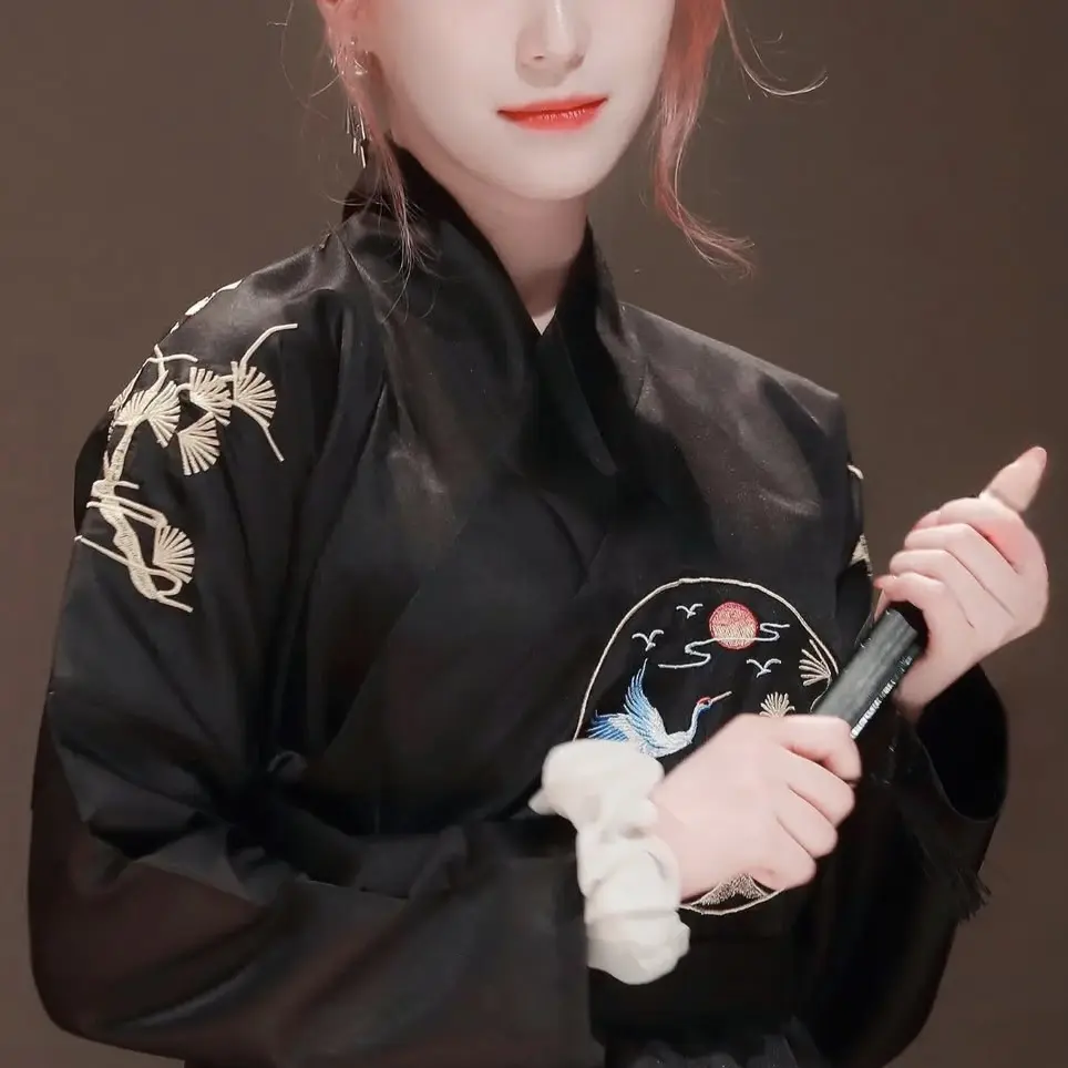 FromisNineneverdies의 백지헌