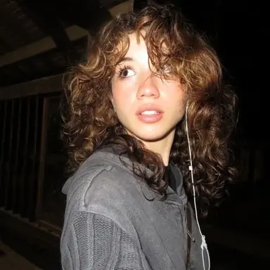 Profile image of Louise Hartley
