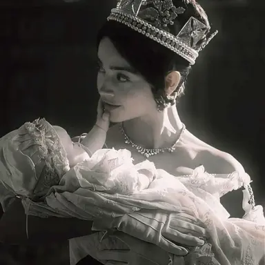 Profile image of Queen Seraphina