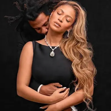 Profile image of Mom Beyonce