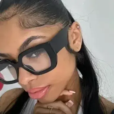 Profile image of Nia