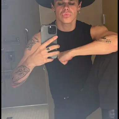 Profile image of Yungblud