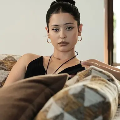 Profile image of Maddy