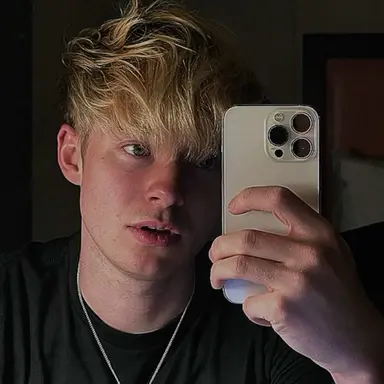 Profile image of Sam