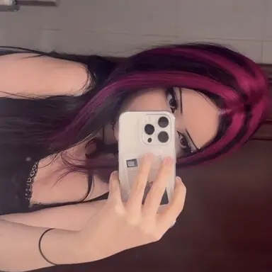 Profile image of Leah