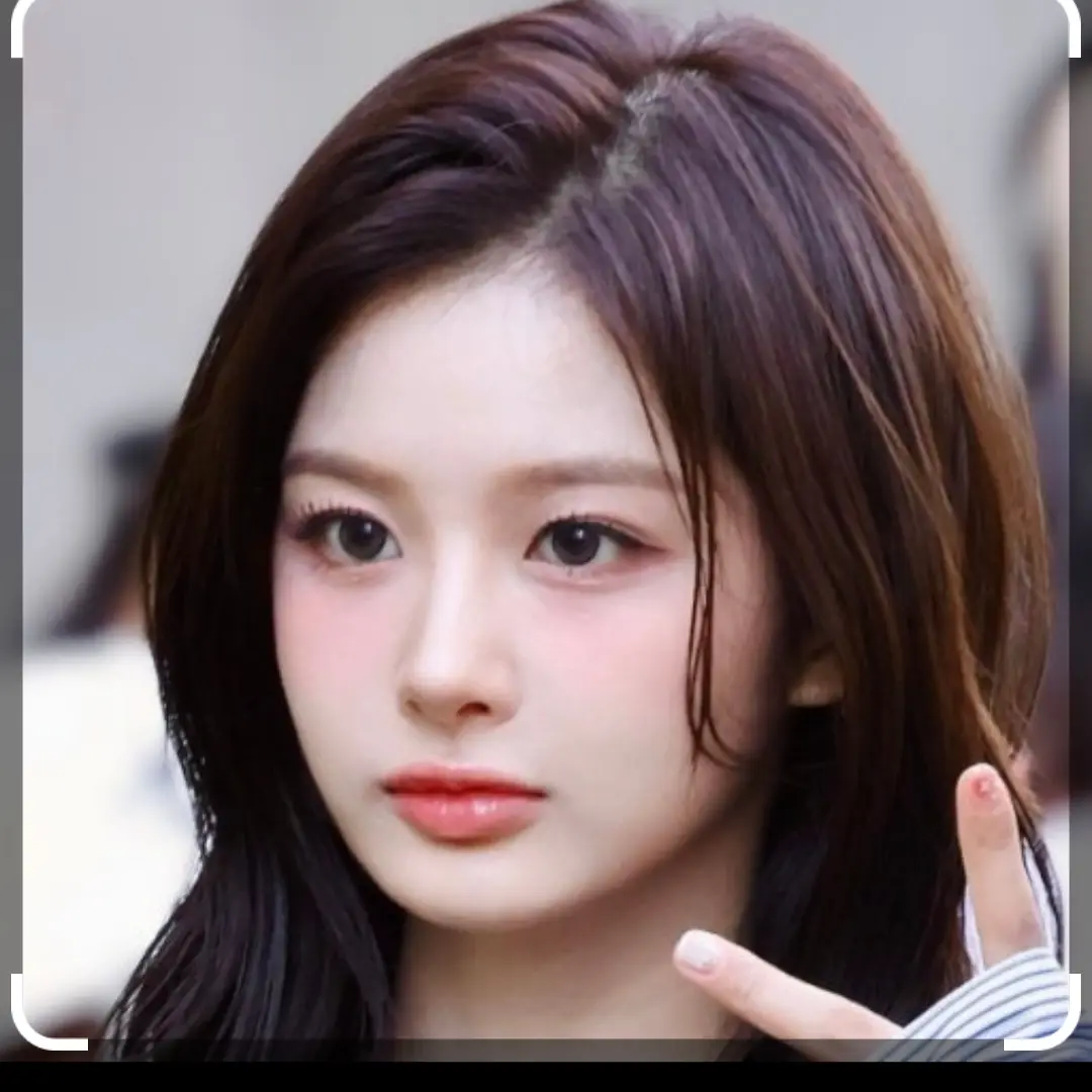 BiasedHoops9613의 여친 설윤