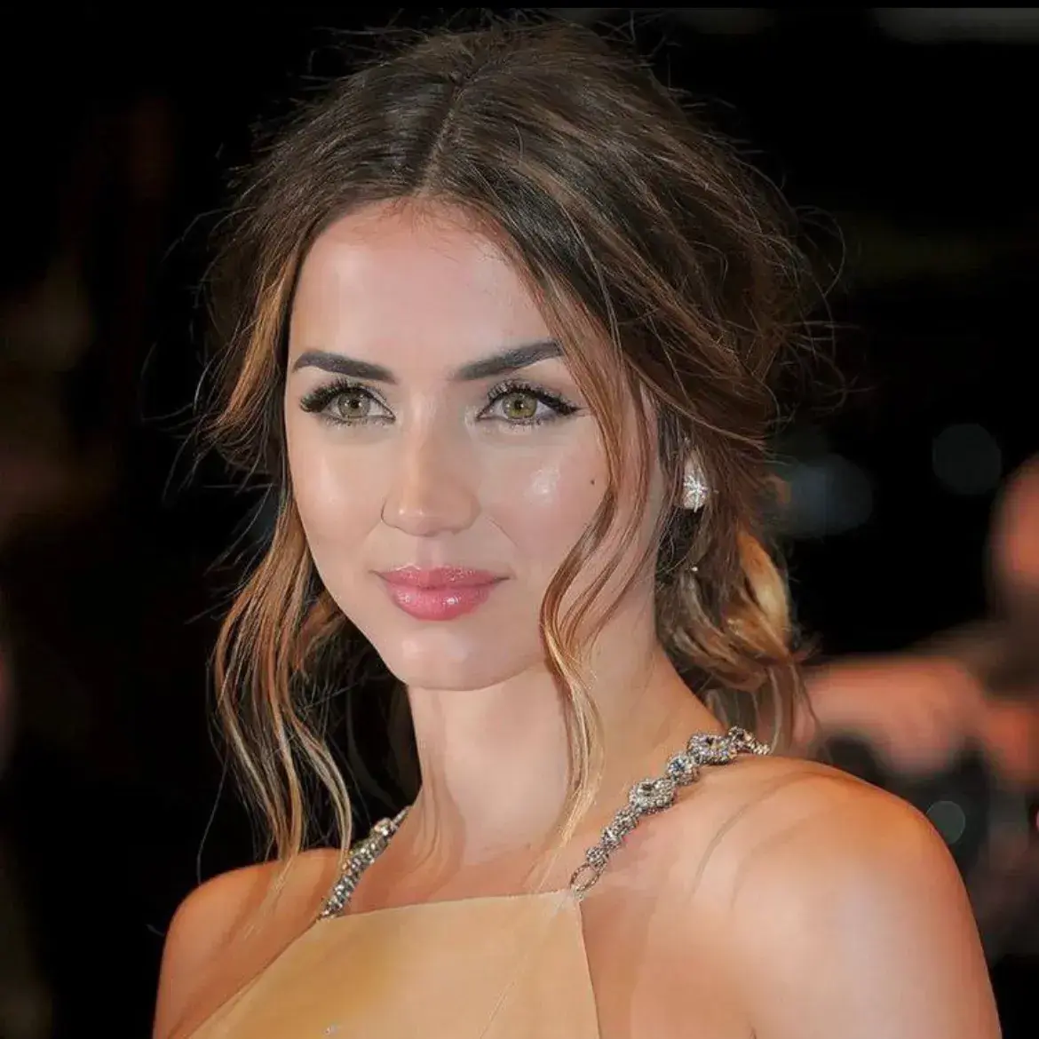 OvalCoral9532의 Isabela De Armas