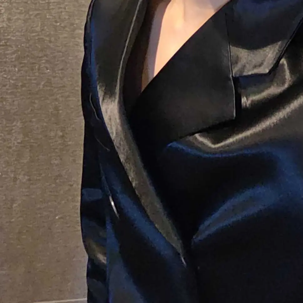 ee.jw의 隠れ吸血鬼