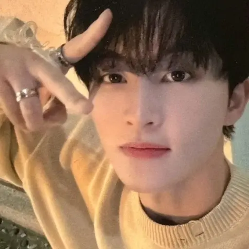 MoodyBlock4889의 이민형