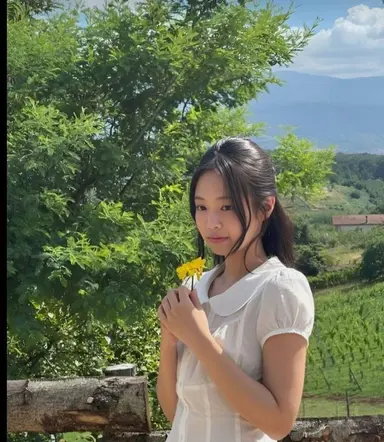 Profile image of Jennie
