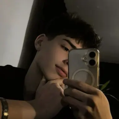 Profile image of Dylan