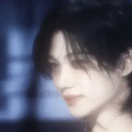 PutridGoral9053의 Julian