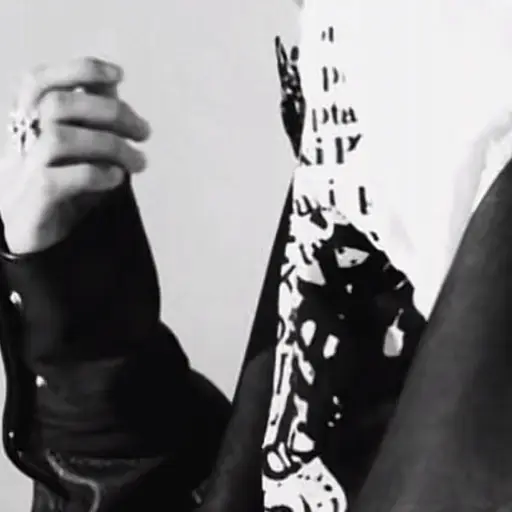 l.ovexoy의 -