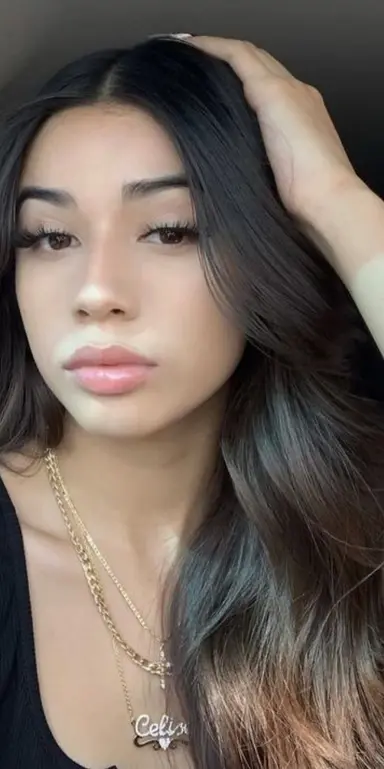 Profile image of Isabela Vargas