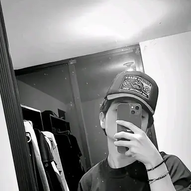 Profile image of Elias