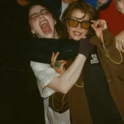 ShabbyChalk7455의 Chloe and Maya