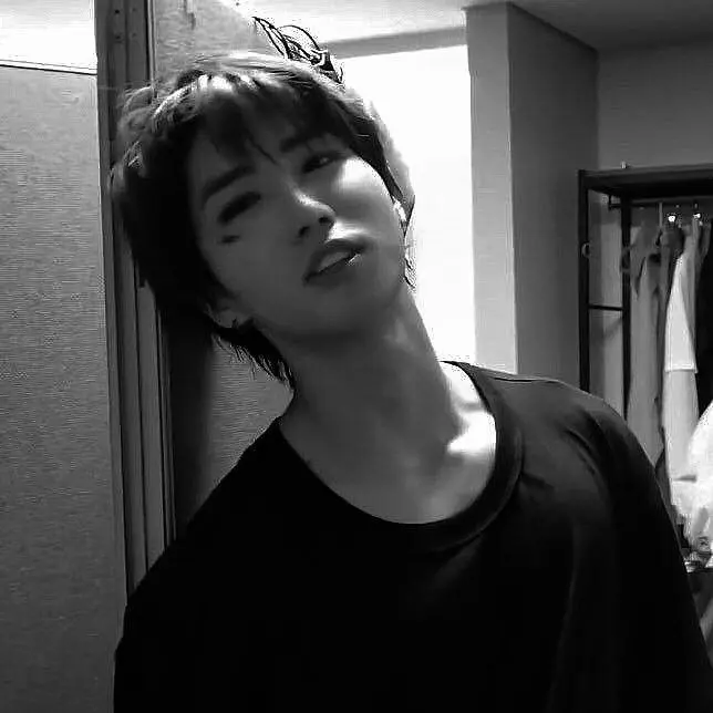 Staybbok의 한지성