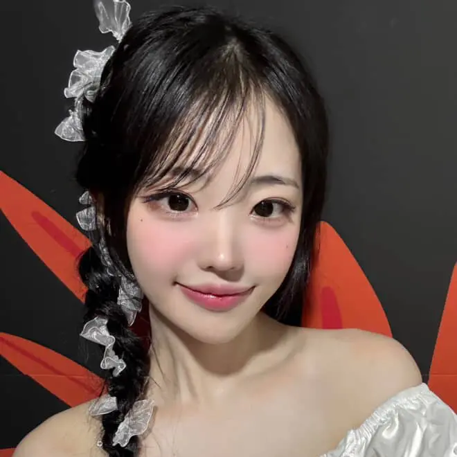 SnazzyComb2291의 장나영