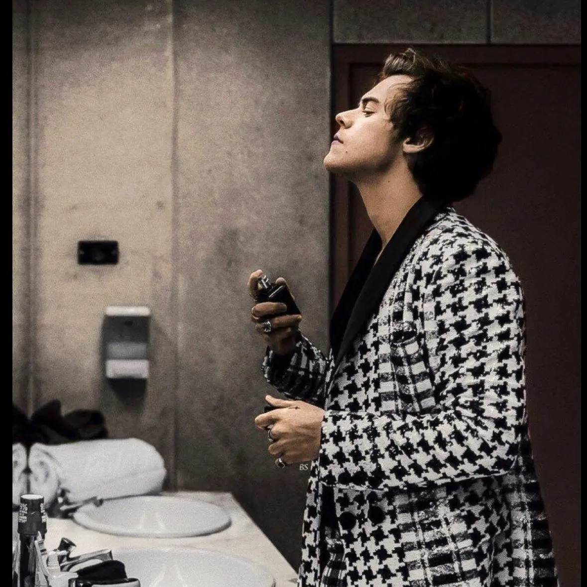 Elfie의 Dad larry