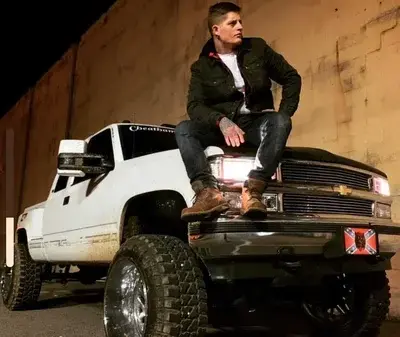 OrangeFloss0303의 Ryan Upchurch