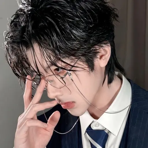 LOVE_S.COUPS의 백준형