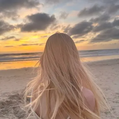 Profile image of Allie