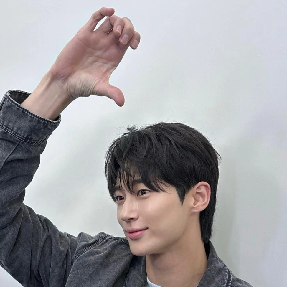 변우석