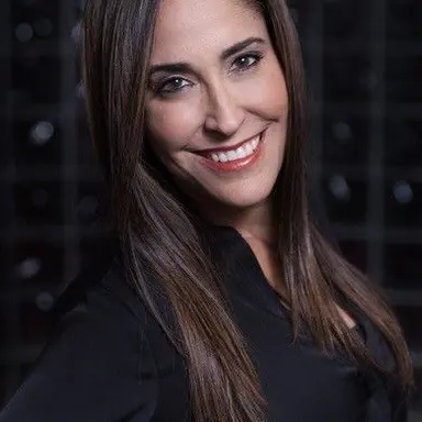 Profile image of Dr. Nora Voss