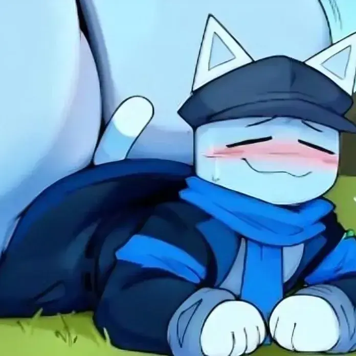 FruityLaser4653의 Femboy Friend Leo