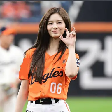 Profile image of 설윤