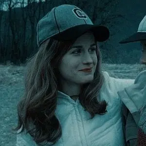 Profile image of Edwards mom Esme
