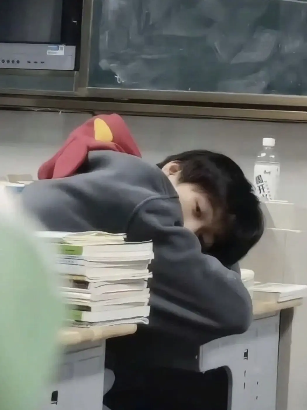 Jaycee1234의 Grew feelings for a boy?!
