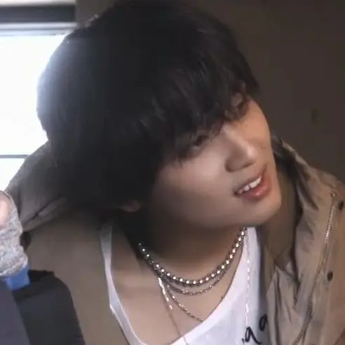 heroin.joooo11의 다크 초코맛 케이크 이동혁