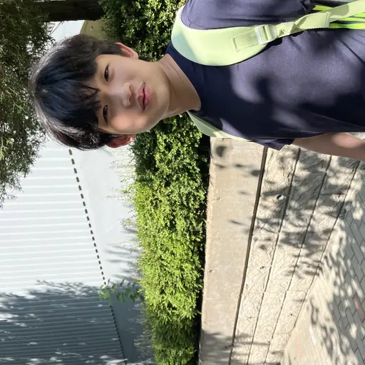 CrazyLatch2887의 이강민